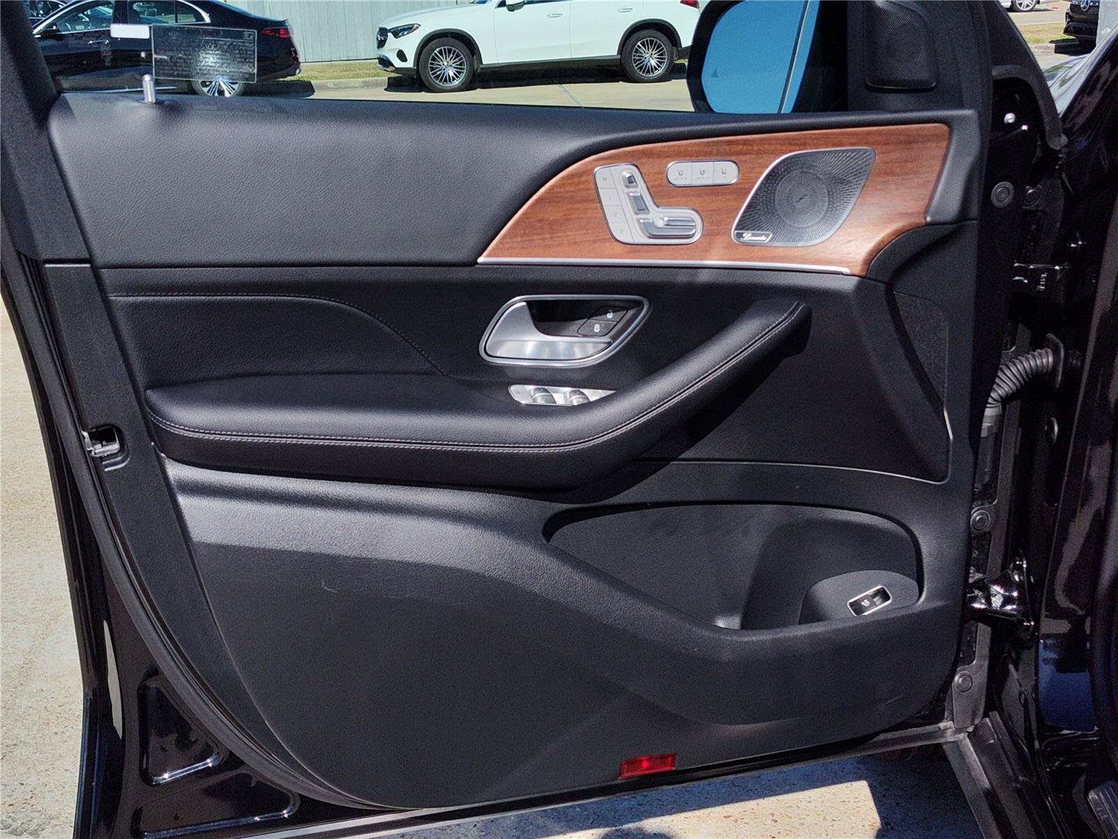 Used 2025 Mercedes-Benz GLE 350 4MATIC image 15