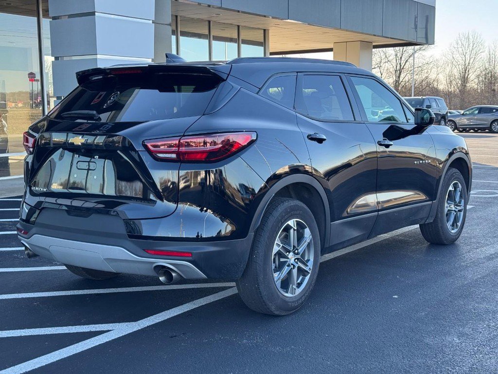 Used 2024 Chevrolet Blazer LT w/ Convenience Package image 4