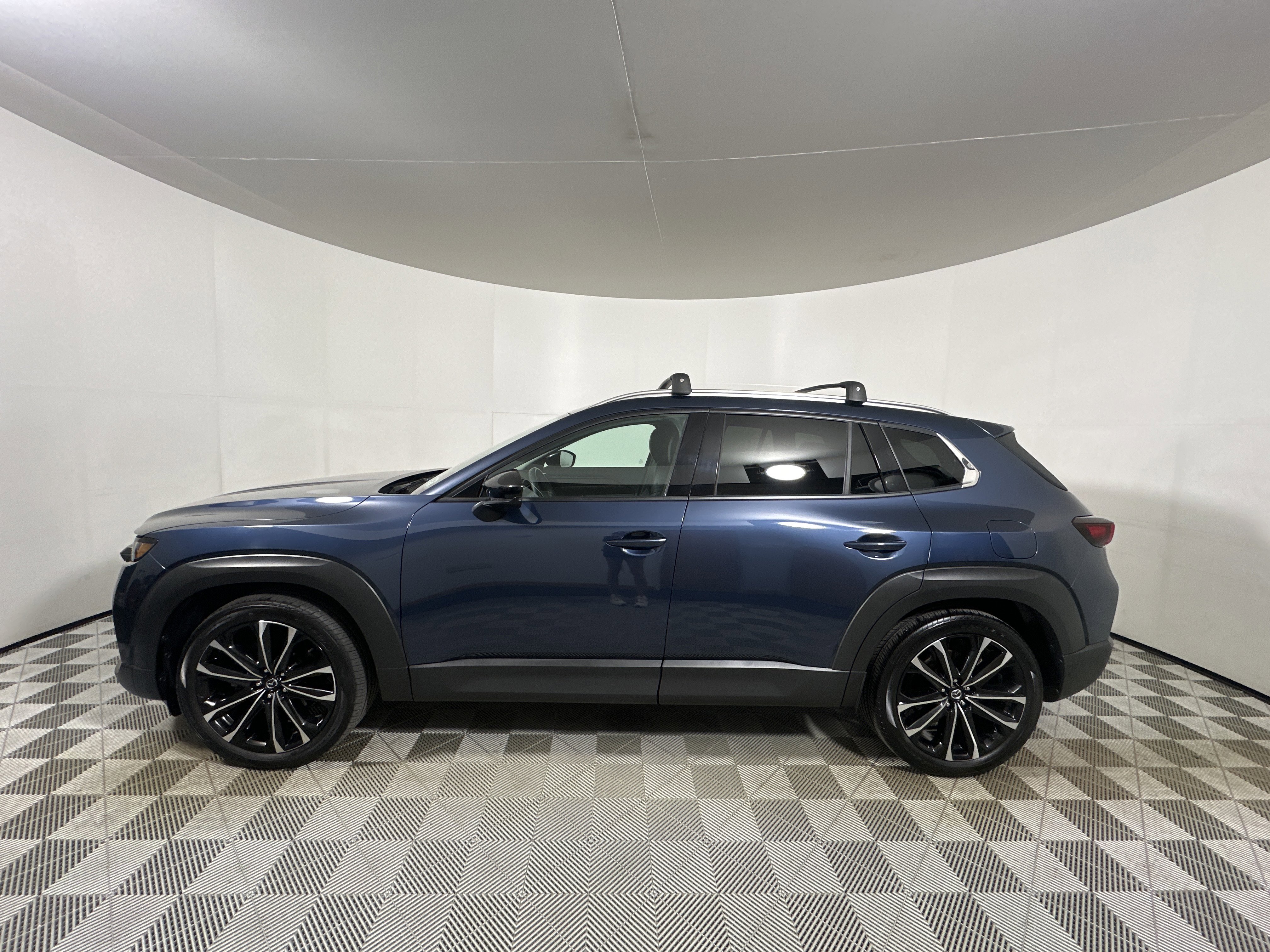 Used 2024 MAZDA CX-50 2.5 Turbo w/ Cargo Package image 4