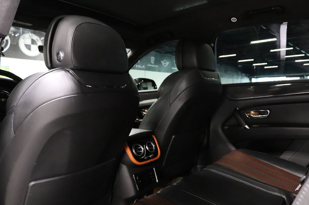 Used 2020 Bentley Bentayga Design Series image 20
