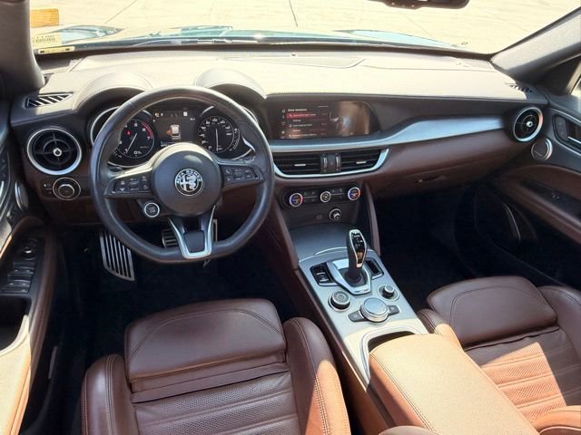 Used 2021 Alfa Romeo Stelvio Ti Sport AWD/4WD image 14