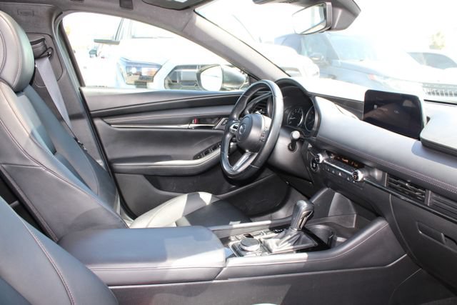 Used 2022 MAZDA MAZDA3 s FWD image 5