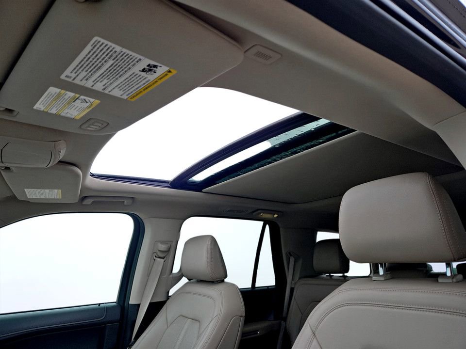 Used 2024 Ford Expedition Limited image 28