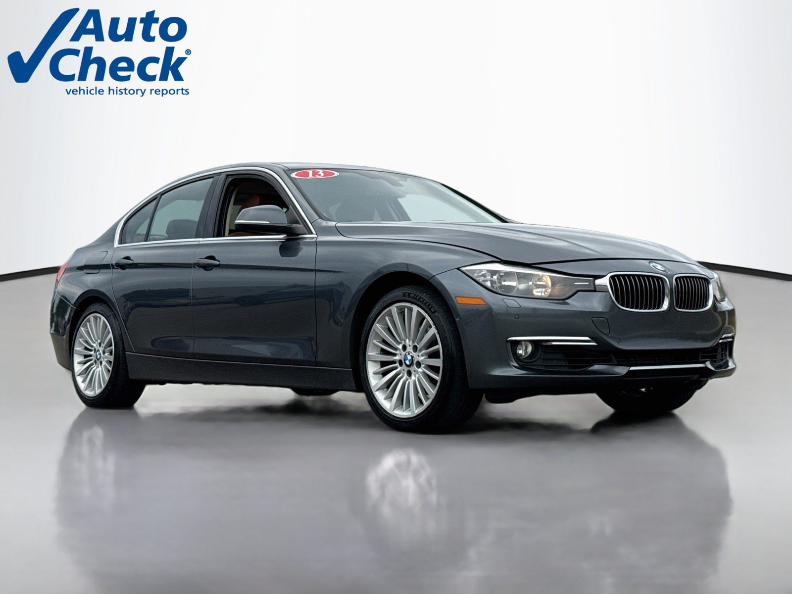 Used 2013 BMW 328i xDrive Sedan AWD/4WD image 1