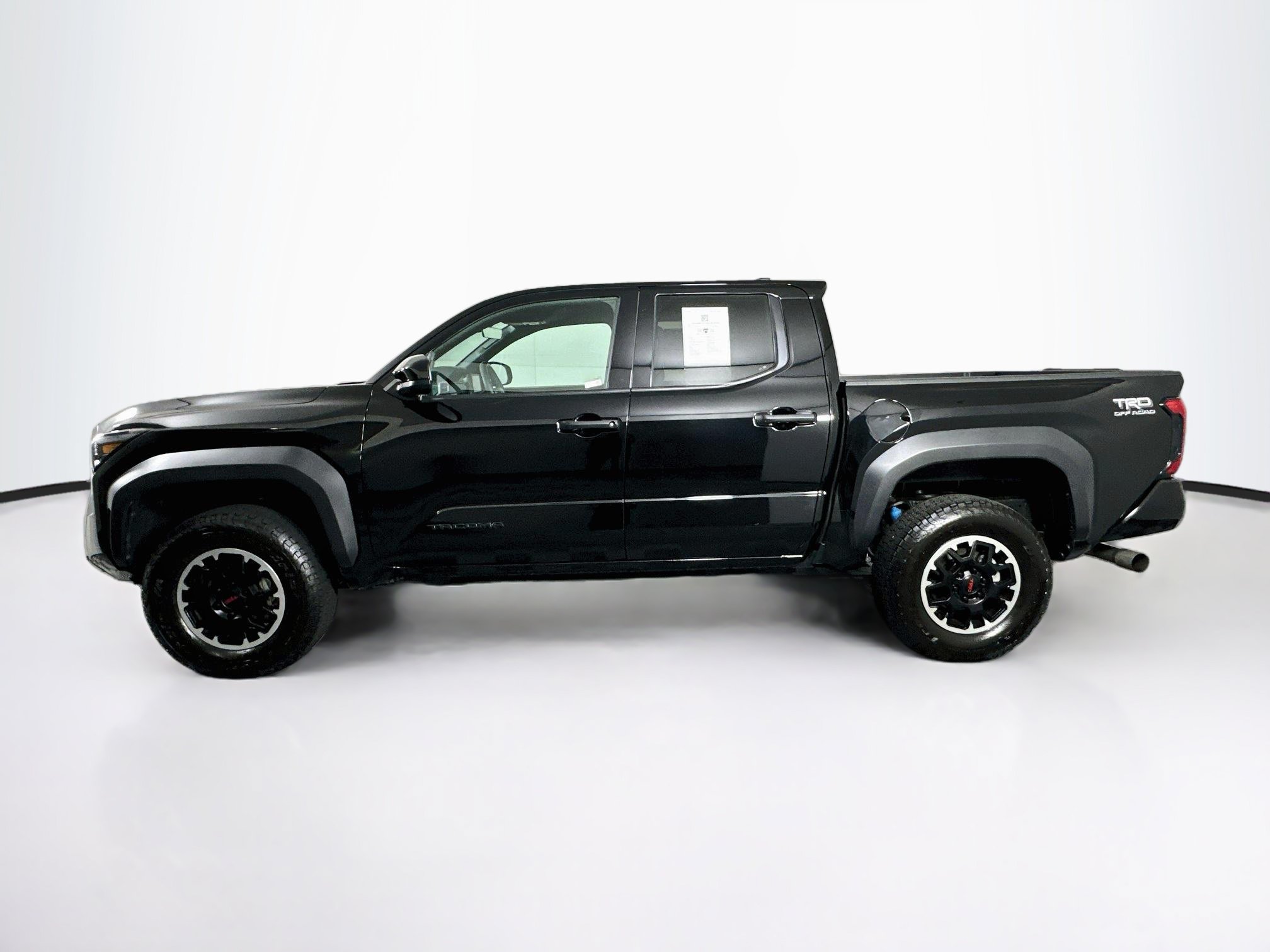 Used 2026 Toyota Tacoma TRD Off-Road AWD/4WD image 4