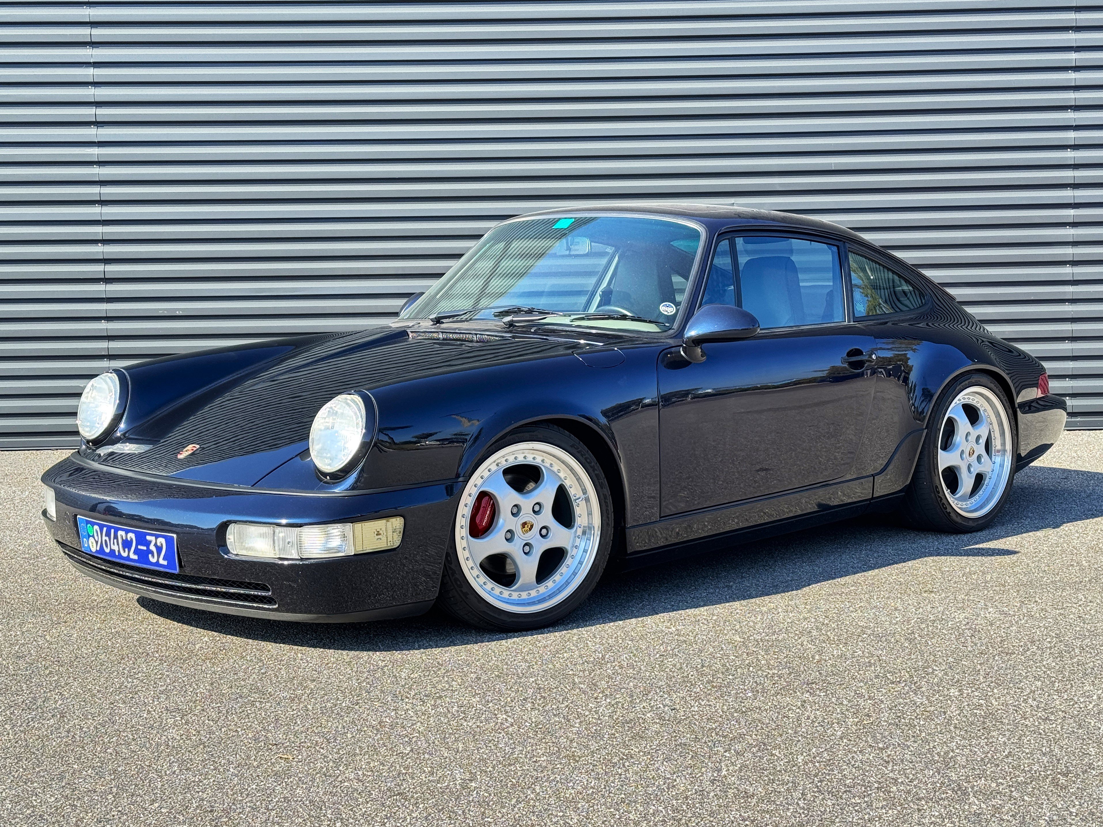 Used 1992 Porsche 911 Carrera image 1