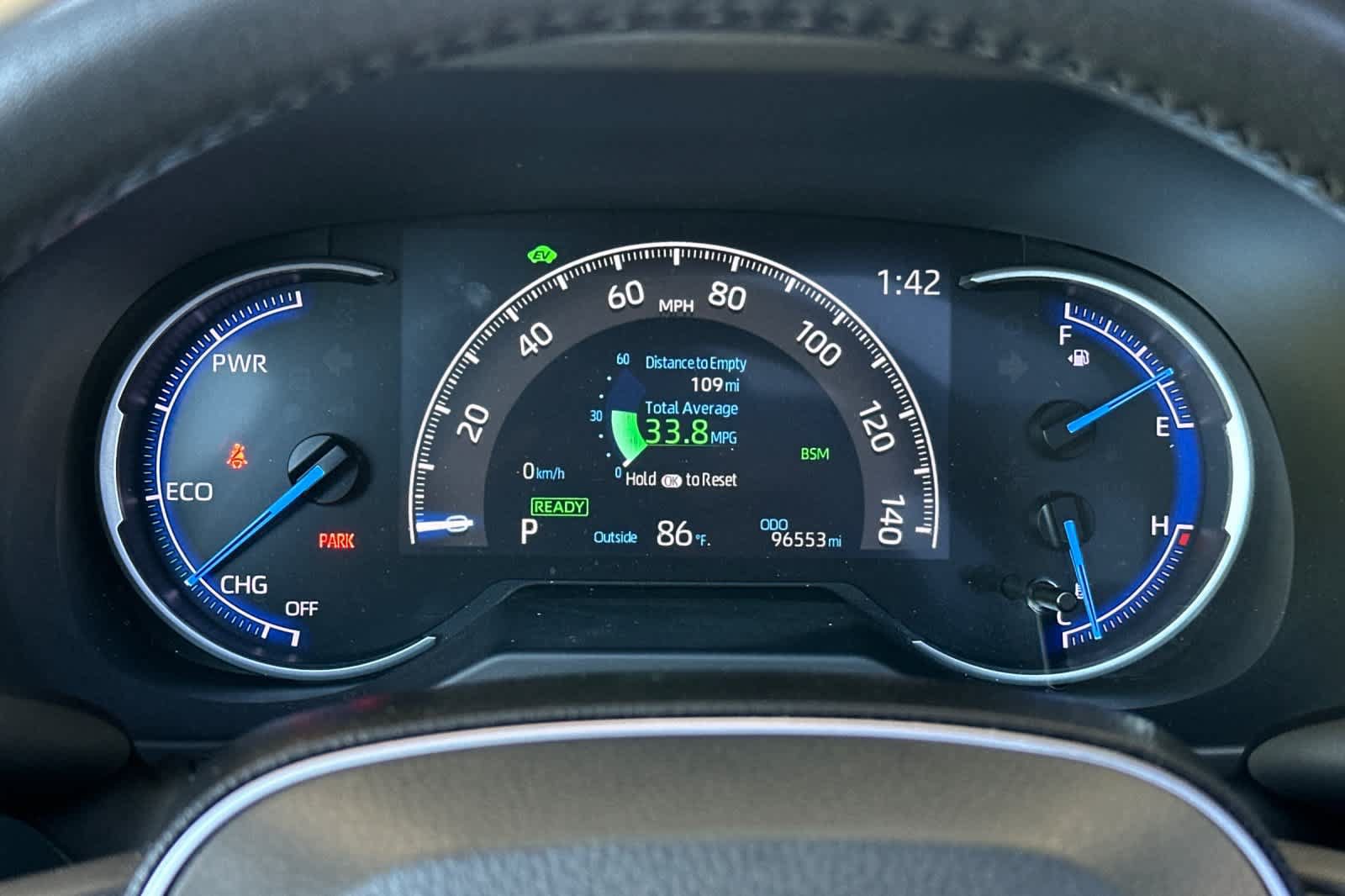 Used 2020 Toyota RAV4 Limited AWD/4WD image 29