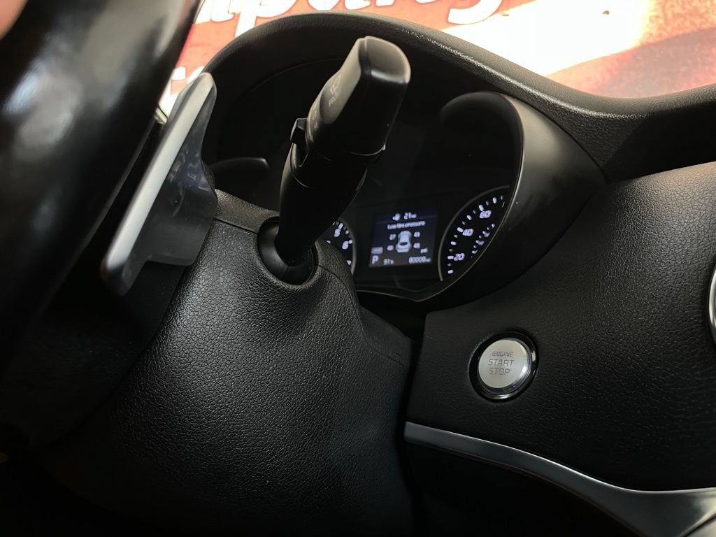 Used 2019 Kia Stinger RWD image 26