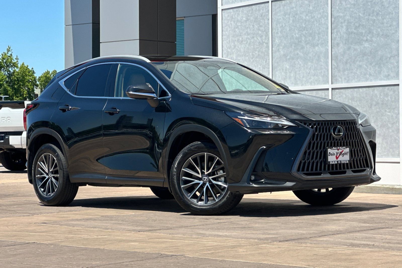 Used 2024 Lexus NX 250 FWD image 2