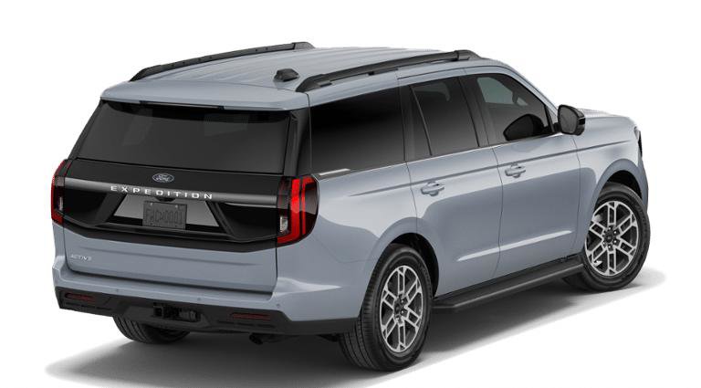 New 2026 Ford Expedition Active image 3