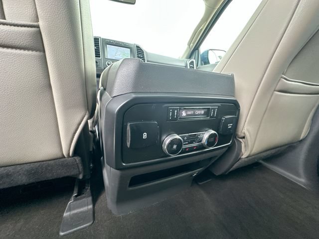 Used 2019 Ford Expedition Limited w/ Equipment Group 301A AWD/4WD image 24