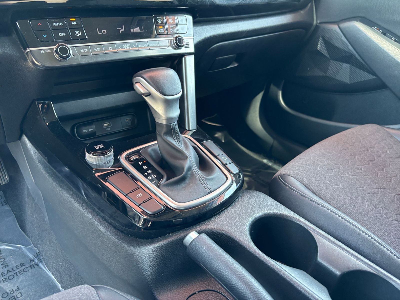 Used 2025 Kia Seltos S image 42