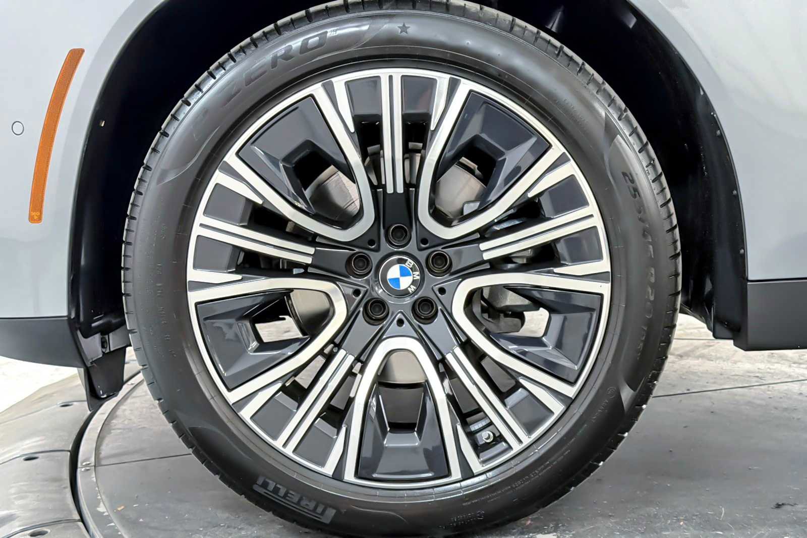 Used 2025 BMW X3 xDrive30i w/ Convenience Package image 26