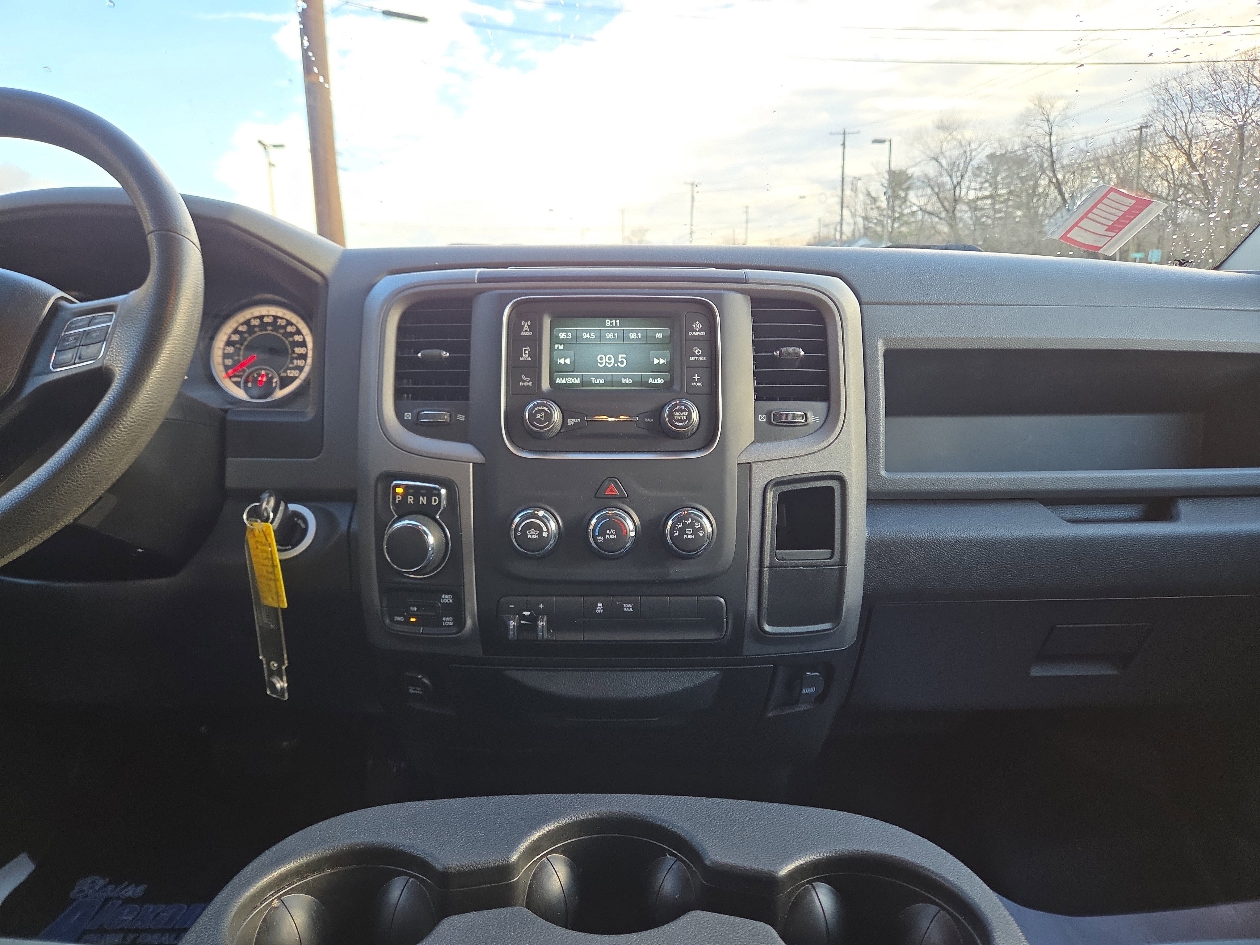 Used 2016 RAM 1500 Express image 24