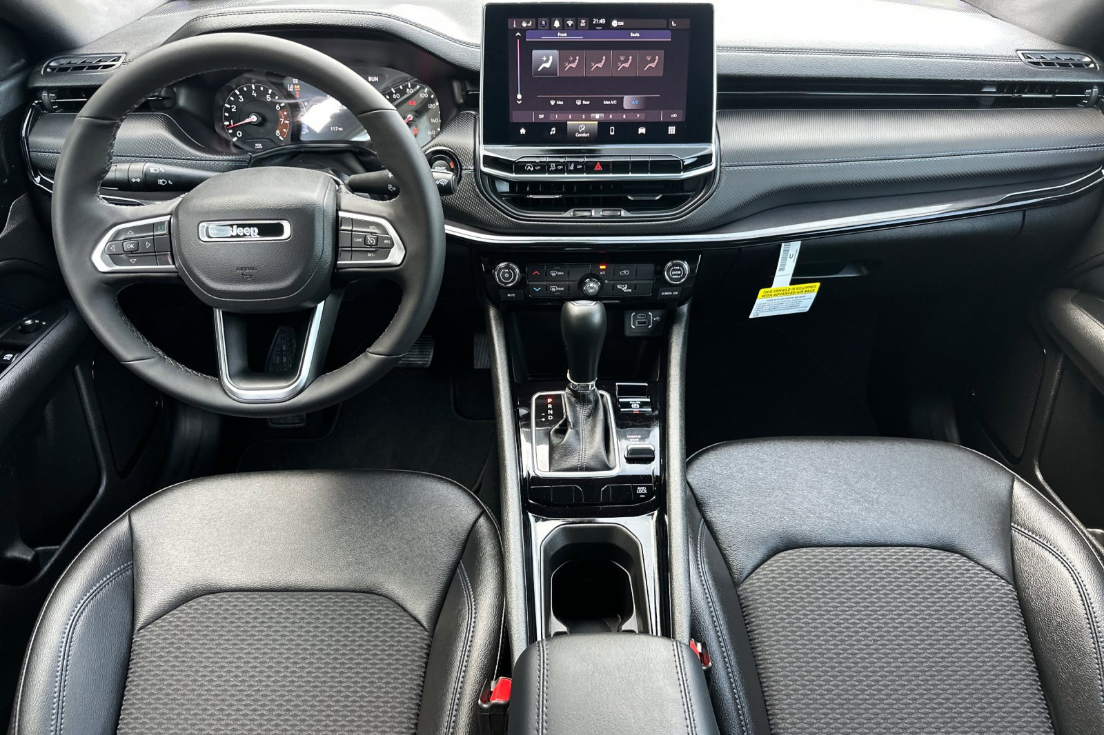 New 2025 Jeep Compass Latitude w/ Altitude Special Edition image 13