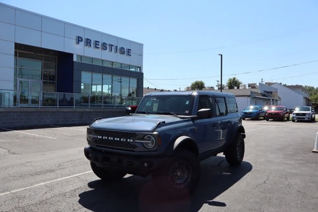 New 2025 Ford Bronco Badlands w/ Sasquatch Package