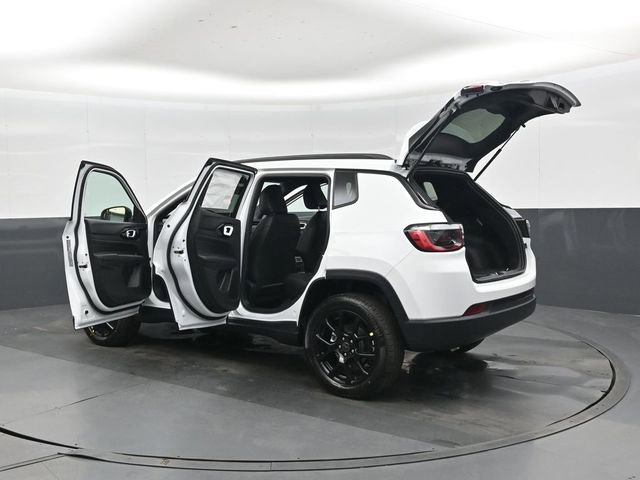 New 2026 Jeep Compass Latitude image 46