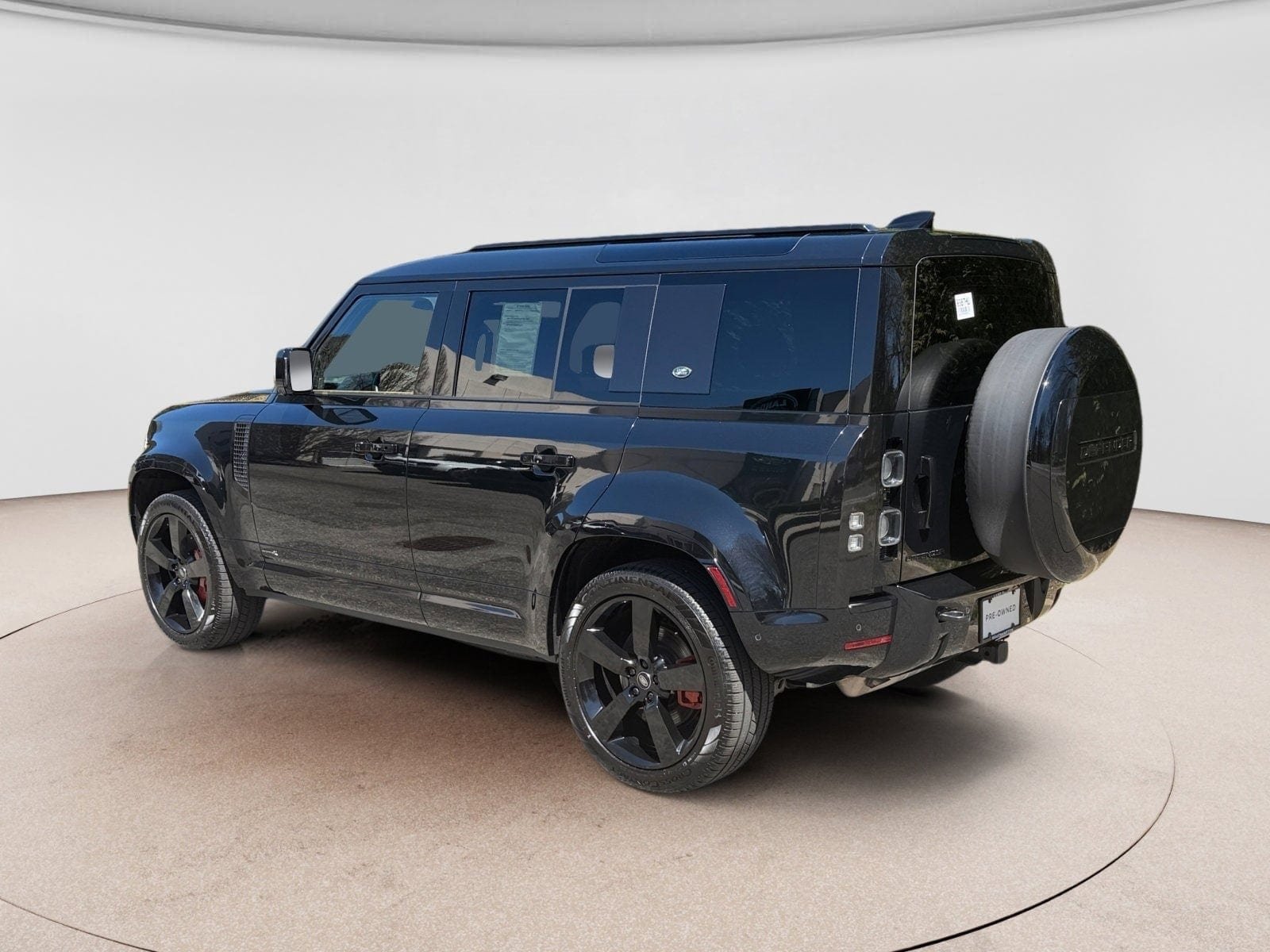 Certified 2024 Land Rover Defender 110 X AWD/4WD image 3