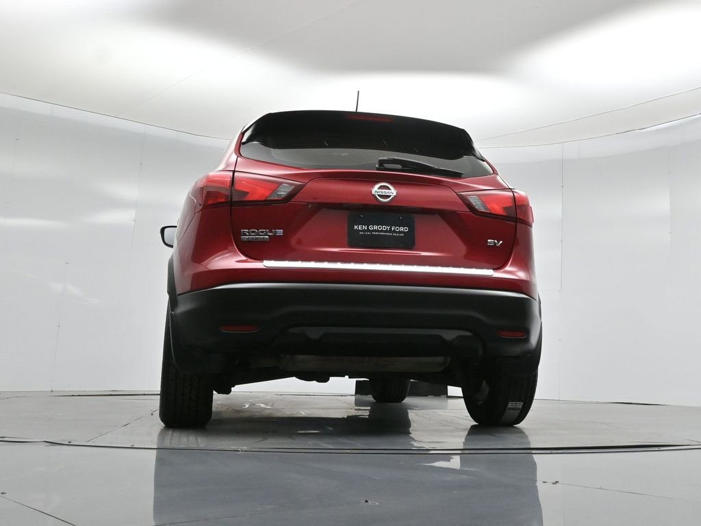 Used 2018 Nissan Rogue Sport SV image 48