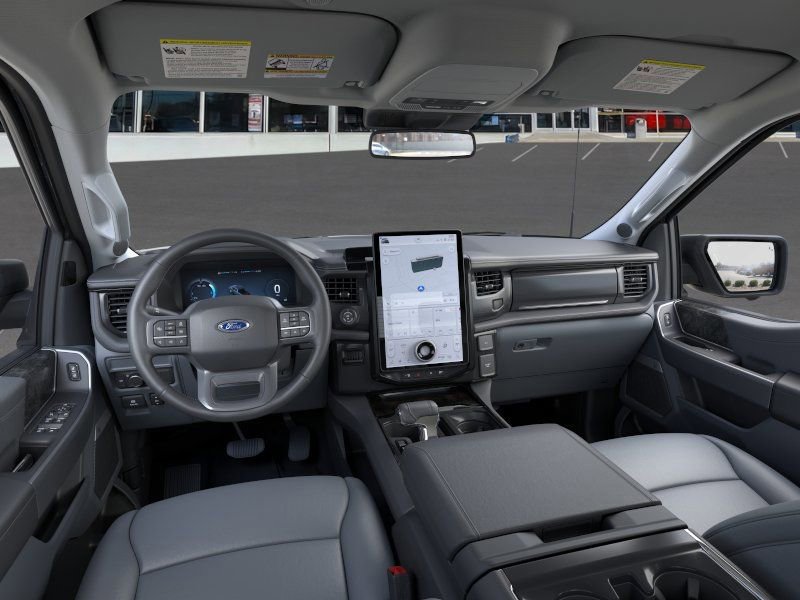 New 2025 Ford F150 Lightning Flash AWD/4WD image 9