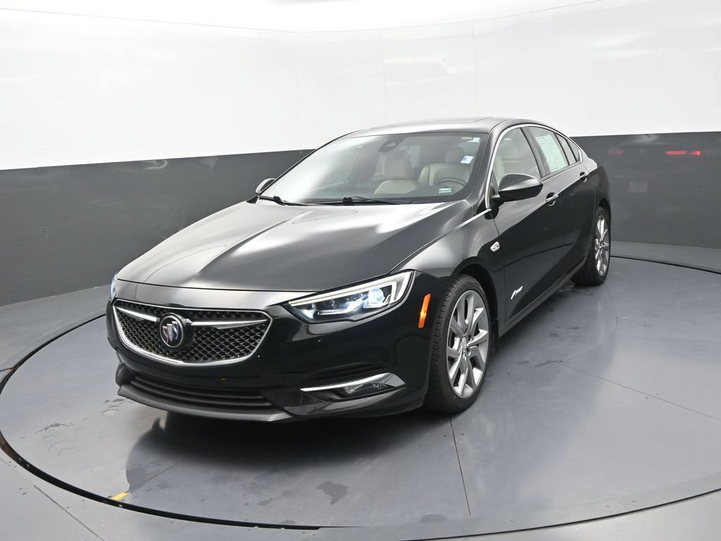 Used 2019 Buick Regal Avenir w/ Driver Confidence Package II FWD image 4
