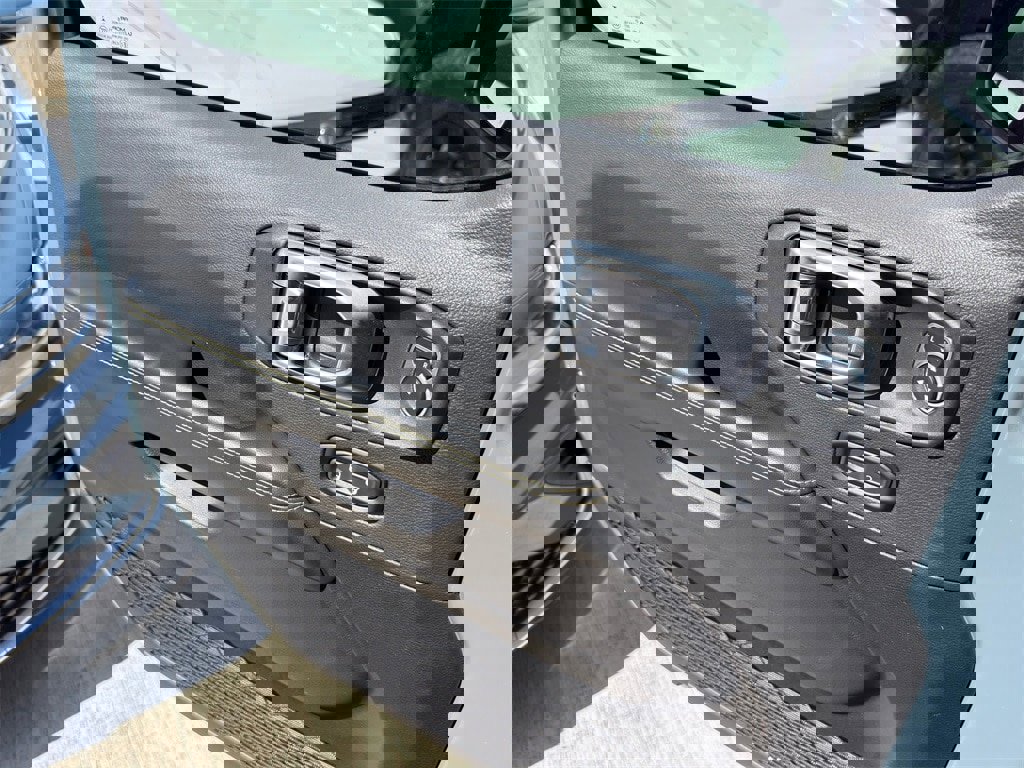 Used 2024 Jeep Wrangler Unlimited Sahara image 28