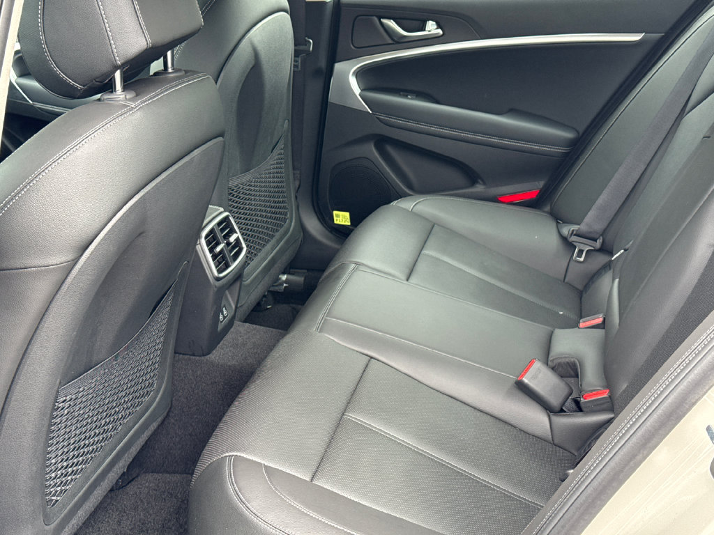 New 2026 Genesis G70 2.5T RWD image 20
