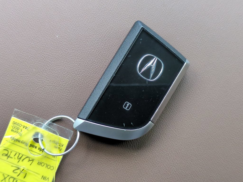 Used 2023 Acura MDX FWD w/ Technology Package image 29