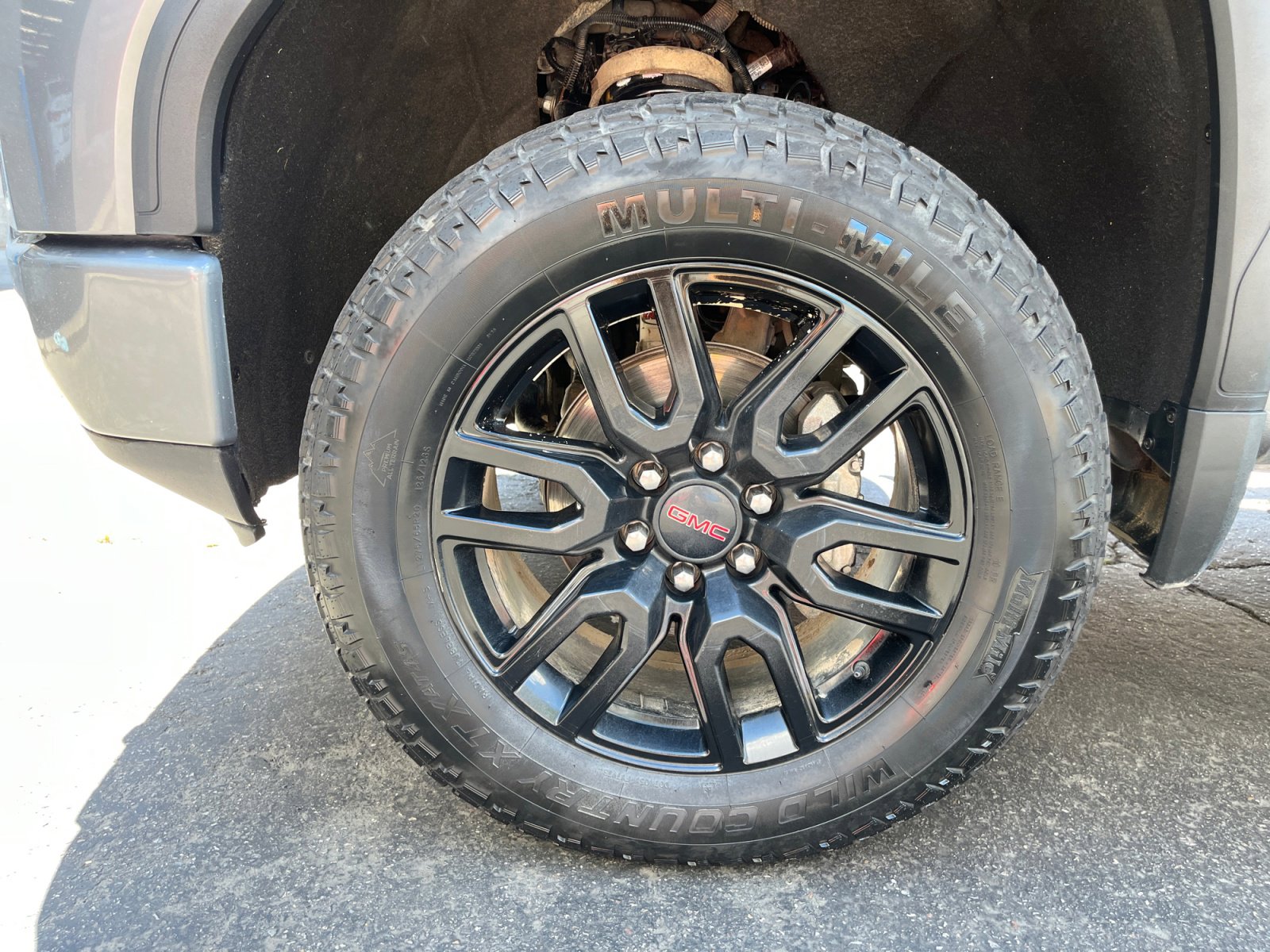 Used 2021 GMC Sierra 1500 Elevation w/ X31 Off-Road Package AWD/4WD image 10