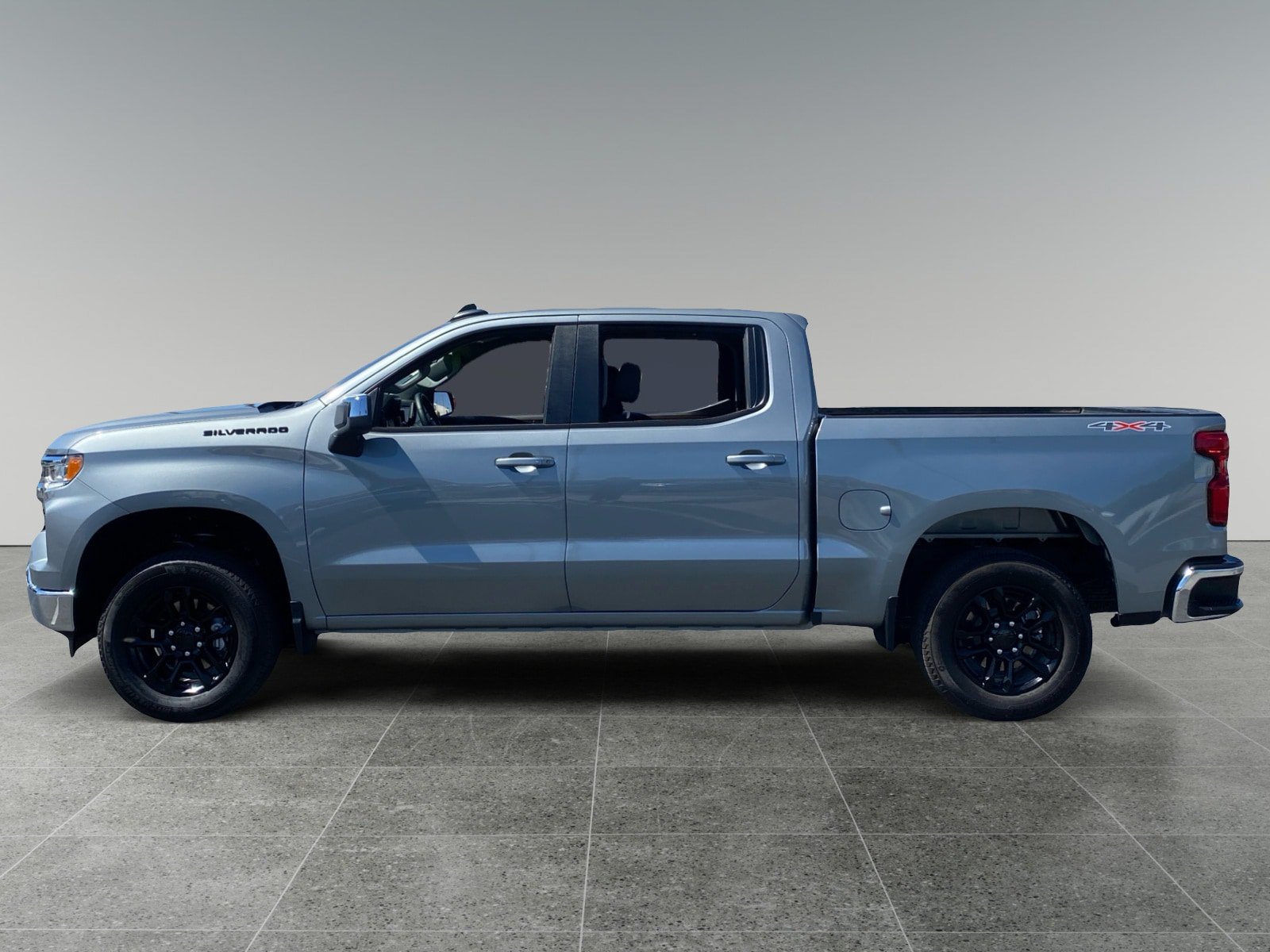 Used 2026 Chevrolet Silverado 1500 LT AWD/4WD image 2