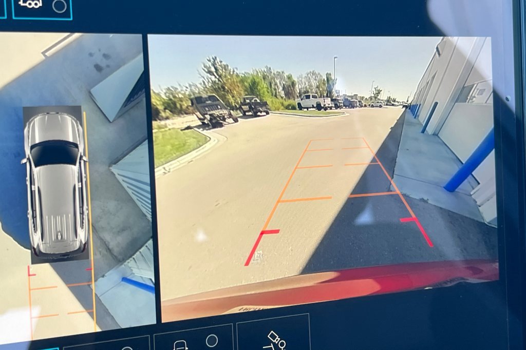 New 2026 GMC Acadia AT4 w/ Super Cruise Package image 18