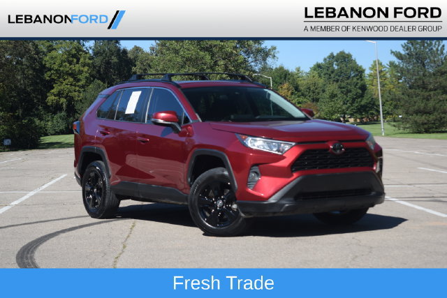 Used 2020 Toyota RAV4 XLE w/ Convenience Package FWD image 1