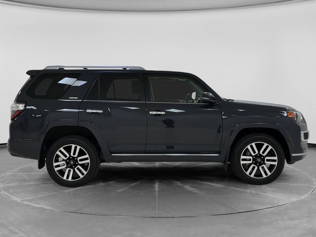Used 2024 Toyota 4Runner Limited AWD/4WD image 2