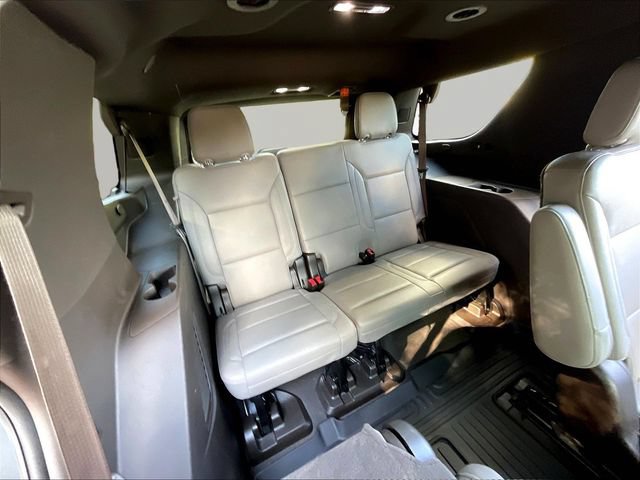 Used 2021 Chevrolet Tahoe Z71 w/ Z71 Off-Road Package AWD/4WD image 28