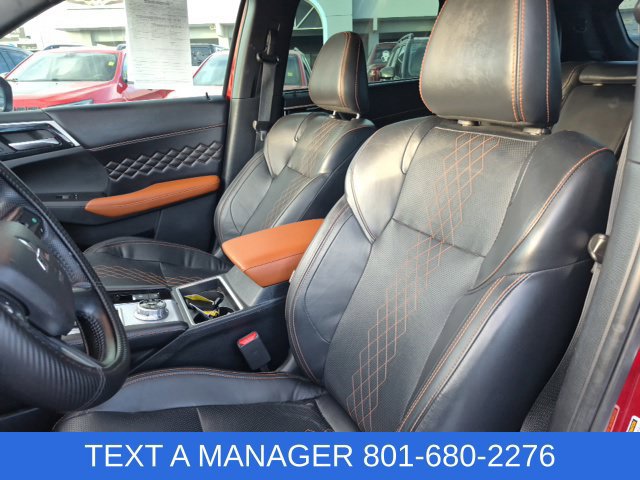 Used 2023 Mitsubishi Outlander SEL AWD/4WD image 33