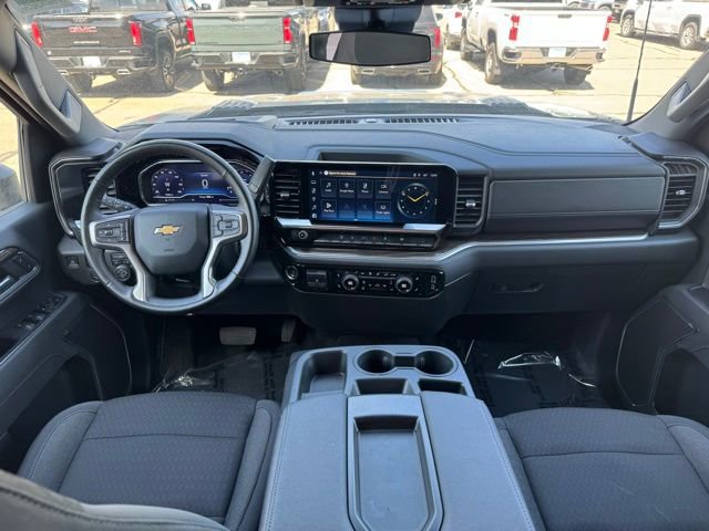 Used 2025 Chevrolet Silverado 2500 LT w/ Convenience Package AWD/4WD image 9
