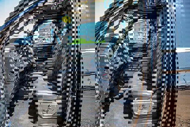 Used 2024 Ford Expedition Platinum image 16