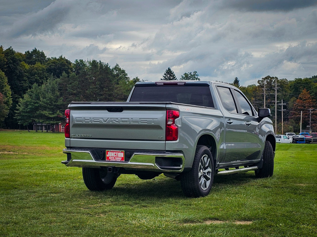 Used 2026 Chevrolet Silverado 1500 LT AWD/4WD image 4