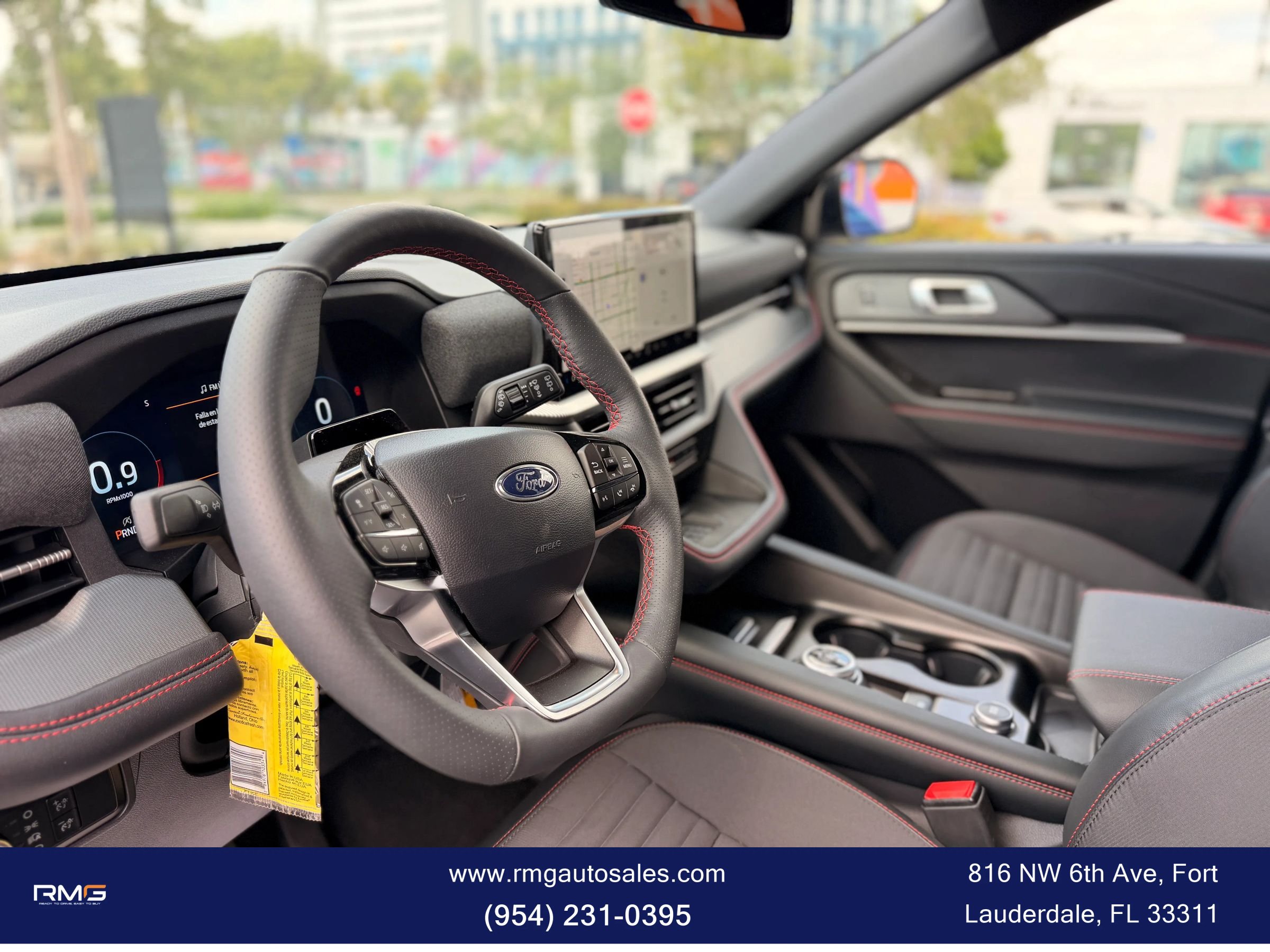 Used 2025 Ford Explorer ST-Line w/ Premium Package RWD image 14