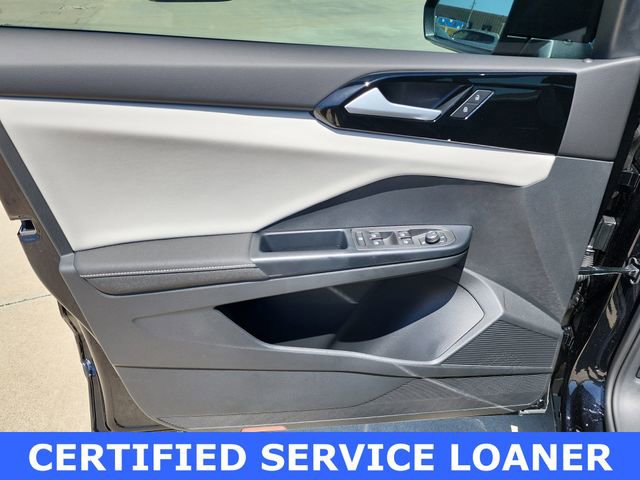 New 2025 Volkswagen Taos S image 9