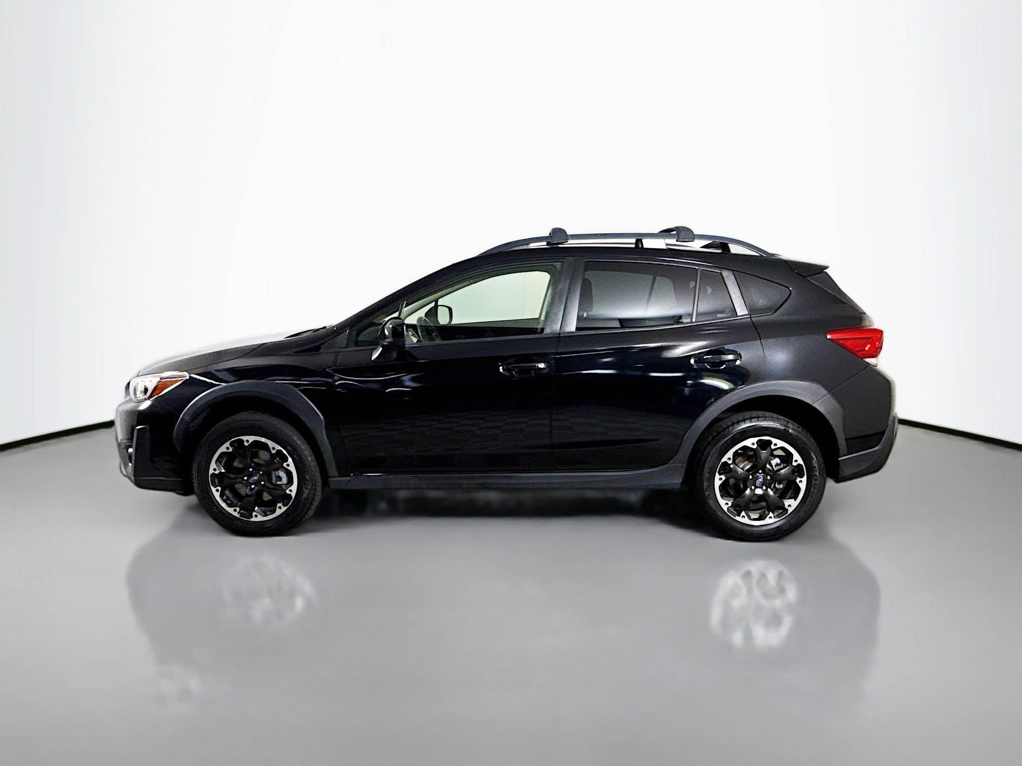 Used 2021 Subaru Crosstrek 2.0i Premium w/ Moonroof Package AWD/4WD image 6