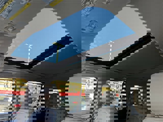 Used 2024 Ford Expedition Limited image 25