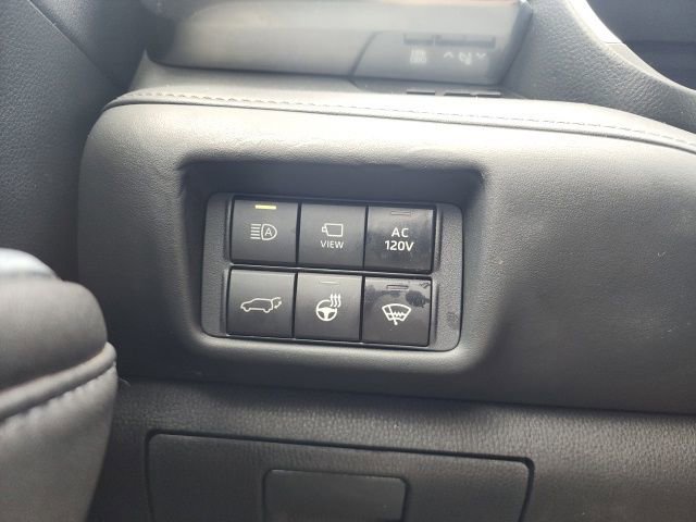 Used 2020 Toyota Highlander Limited image 22