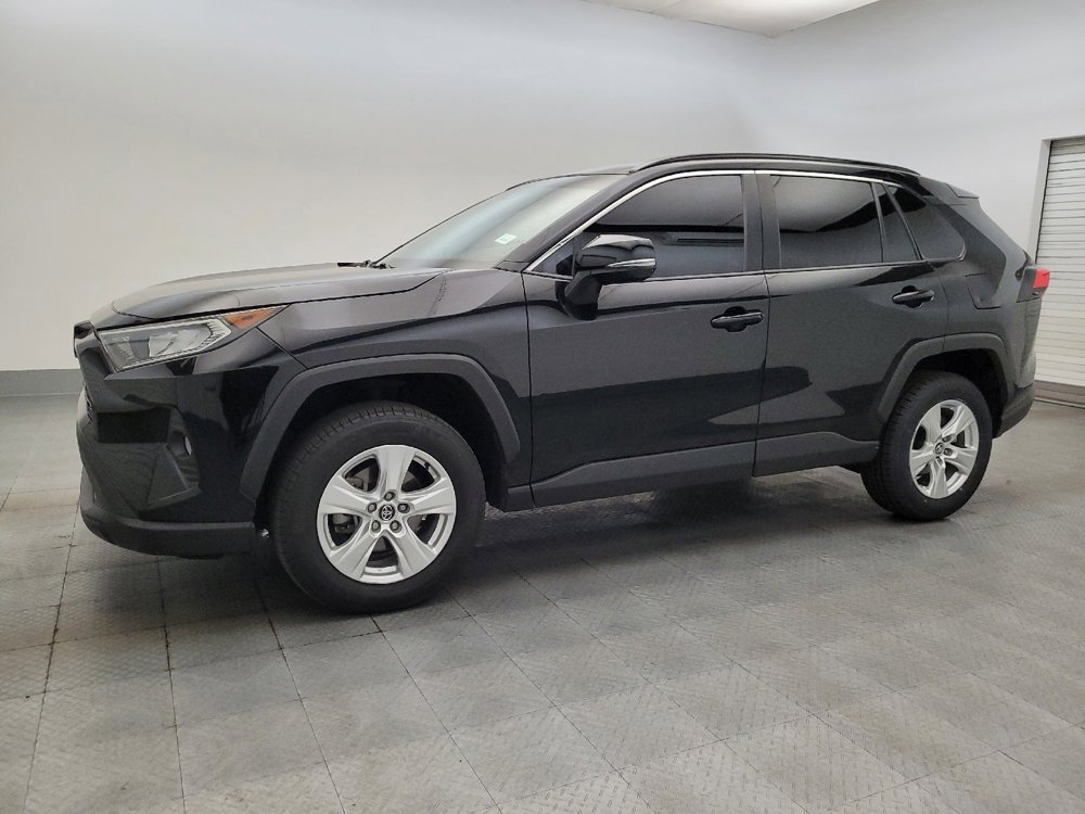 Used 2021 Toyota RAV4 XLE w/ Convenience Package image 2