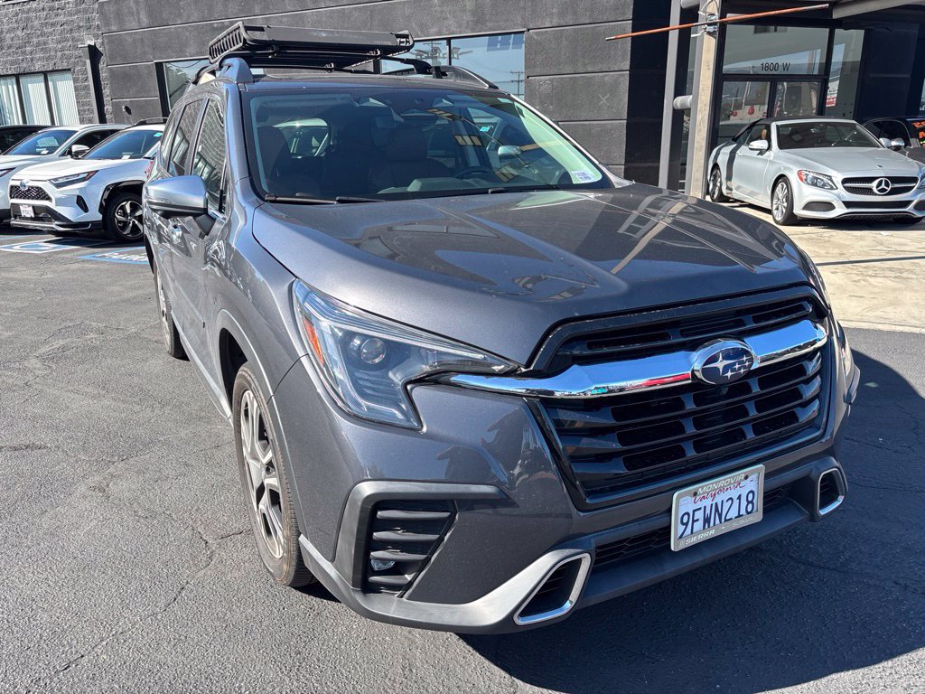 Used 2023 Subaru Ascent Touring AWD/4WD image 2