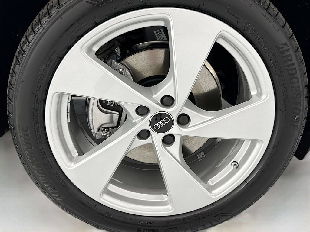 Used 2026 Audi Q5 Premium Plus w/ Premium Plus AWD/4WD image 31