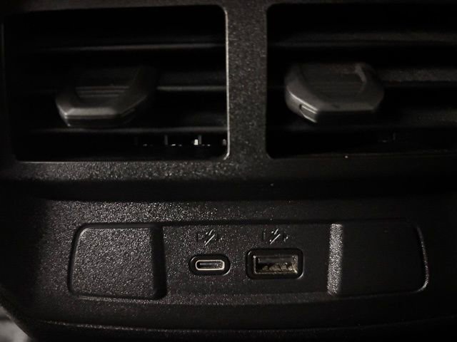 Used 2024 GMC Canyon Elevation w/ Convenience Package image 14