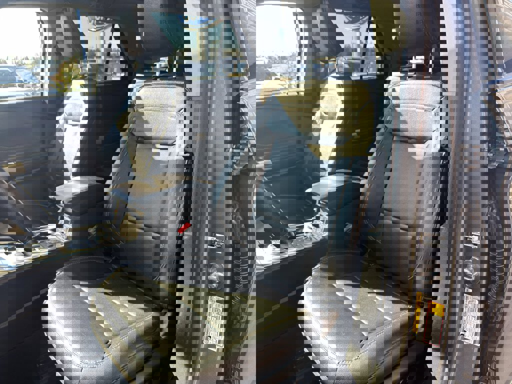 Used 2021 Ford Explorer Limited w/ Hybrid Equipment Group 310A image 19