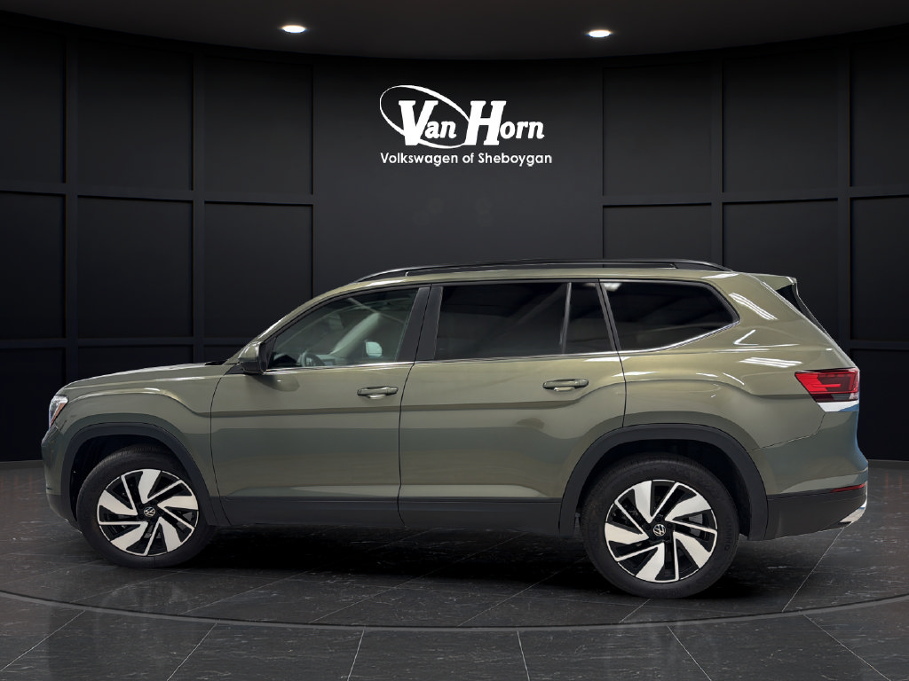 Used 2025 Volkswagen Atlas SE w/ Panoramic Sunroof Package AWD/4WD image 4