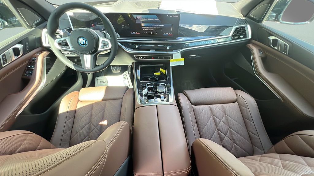 New 2026 BMW X5 xDrive50e w/ M Sport Package AWD/4WD image 10